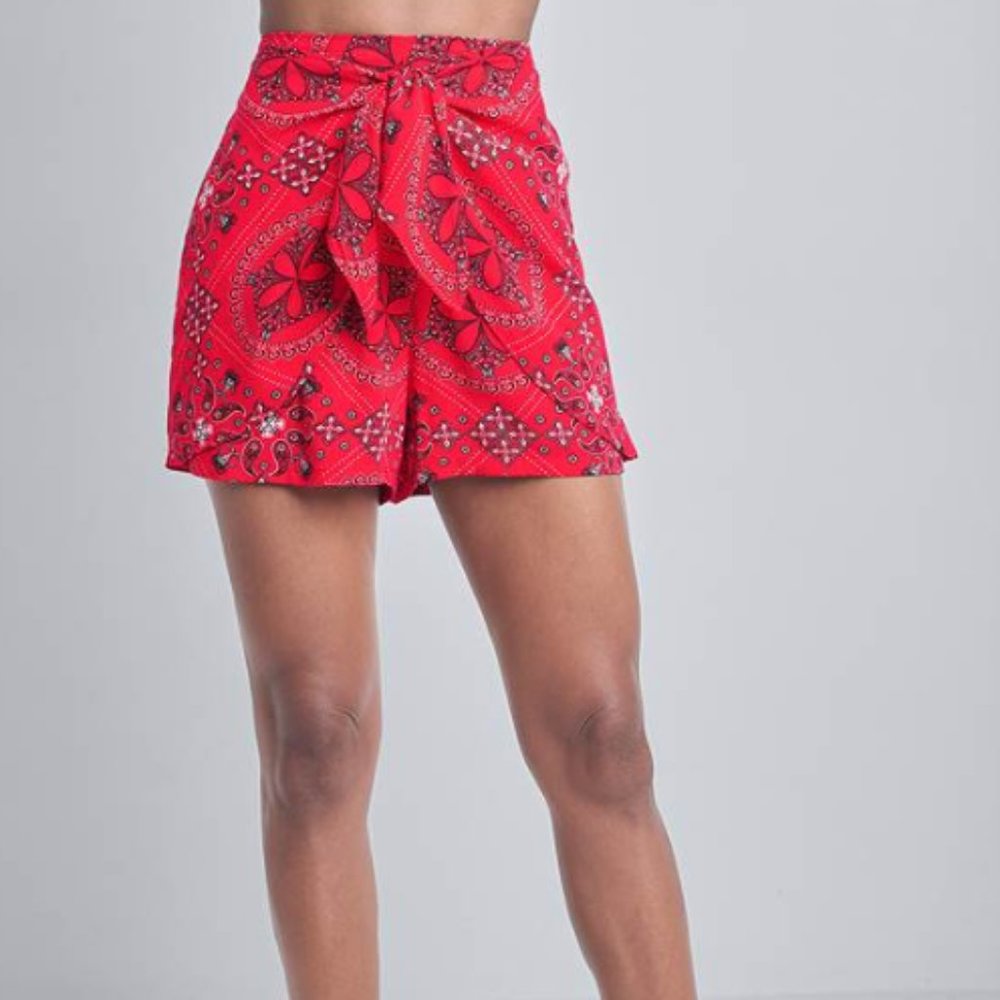 VENUS, Paisly Bandana Shorts Women's size XL - Elastic waist